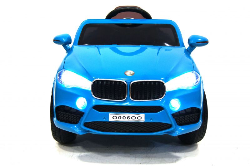 Детский электромобиль RiverToys BMW O006OO VIP с дистанционным управлением.